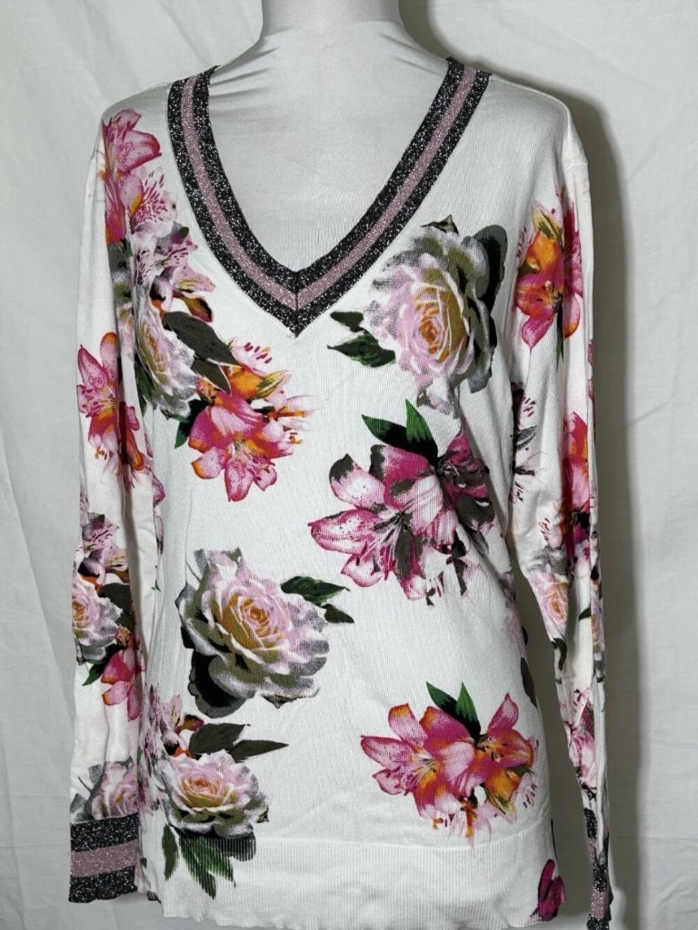 NEW INC International Concepts Co V-Neck Pullover Top Floral Pattern Light Sz 2X